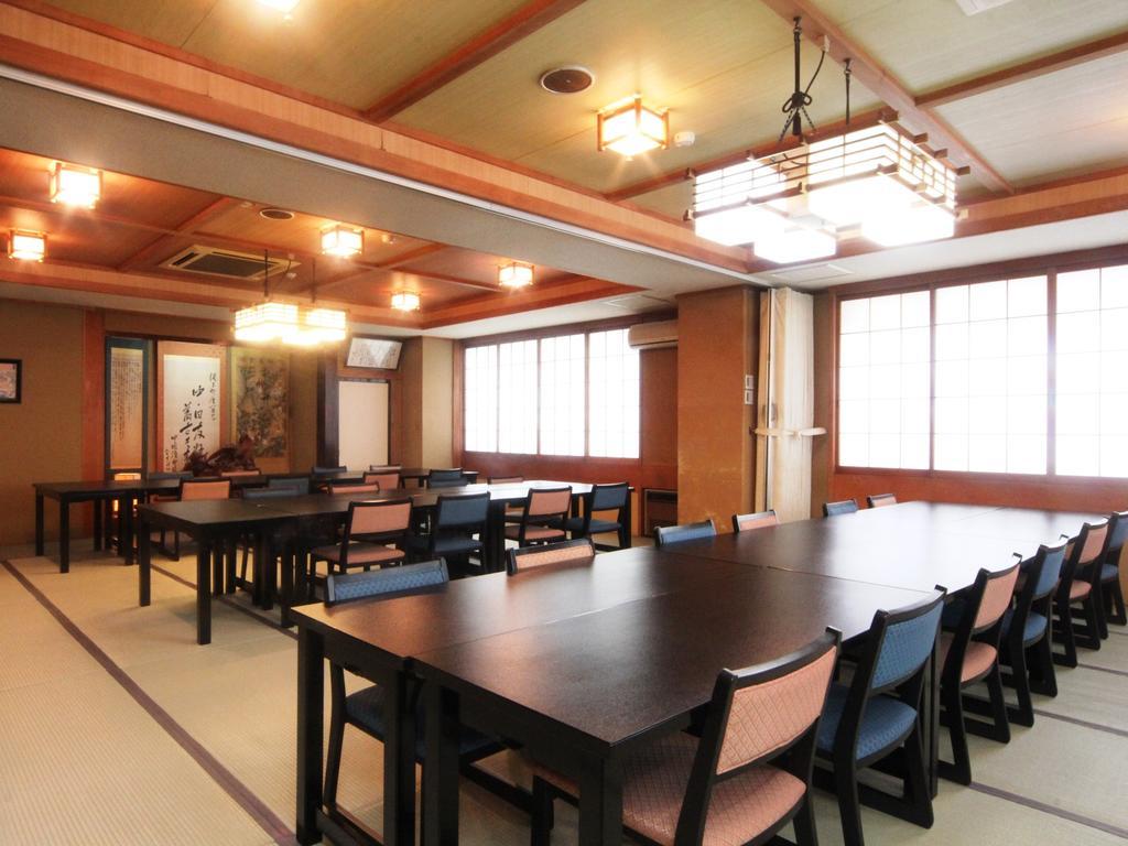 Honkan Gentaroya Hotel Nozawaonsen Exterior photo