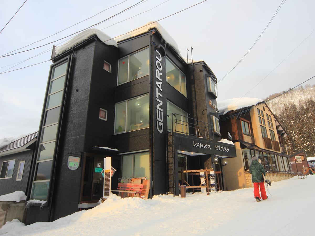 Honkan Gentaroya Hotel Nozawaonsen Exterior photo