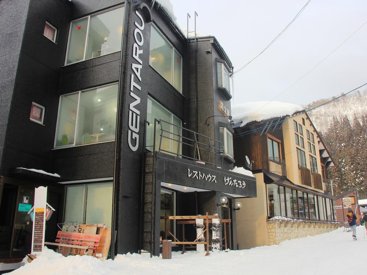 Honkan Gentaroya Hotel Nozawaonsen Exterior photo